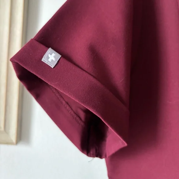 FIGS • NWT Burgundy LIMITED EDITION Inala Slim Scrub Top • Medium - Picture 5 of 12